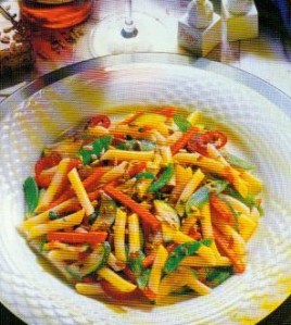 pennini mit gemüse (ausländisch)