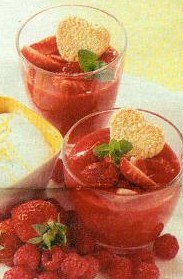 beerengrütze mit frischkäsecreme (dessert)