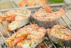lachssteaks vom grill mit tomatenvinaigrette (fisch)