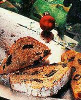 fruchtiger quark-pflaumen-stollen (kuchen)