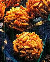 lecker-würzige marzipan-igel (kuchen)