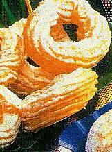 lockere spritzkringel aus brandteig (kuchen)