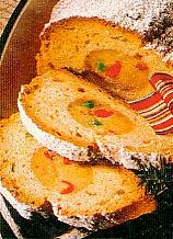 stollen mit marzipan-kirsch-füllung (kuchen)